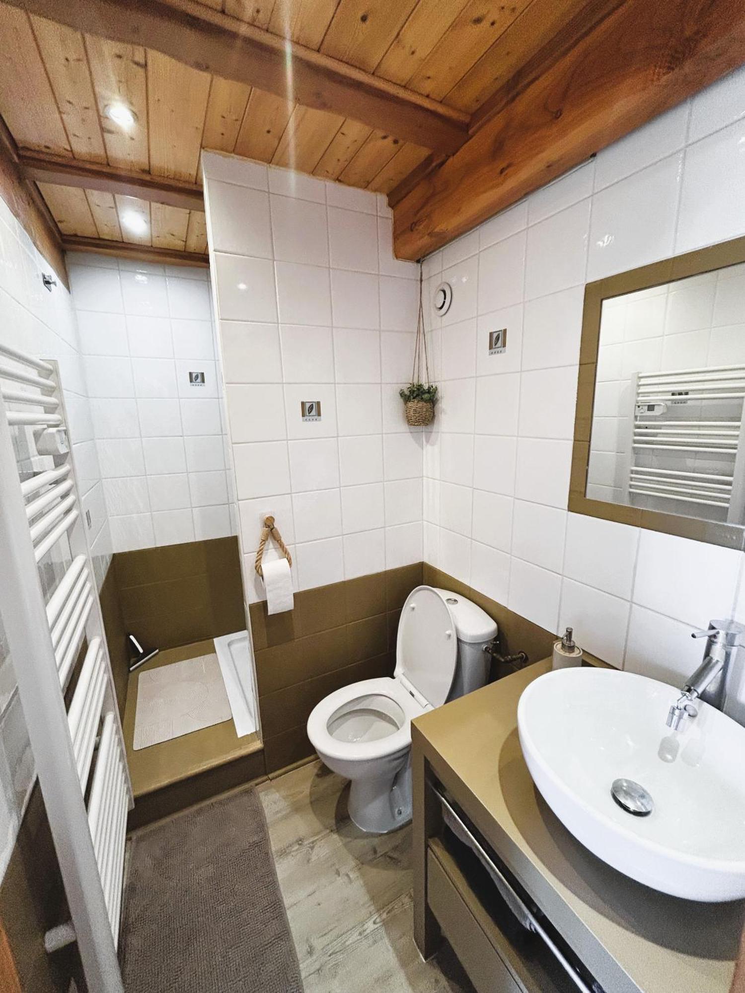 Maison d'Hotes du Vert Vallon Theize Chambre photo